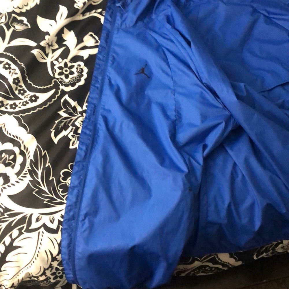 Jordan Jacket - Picture 9 of 9